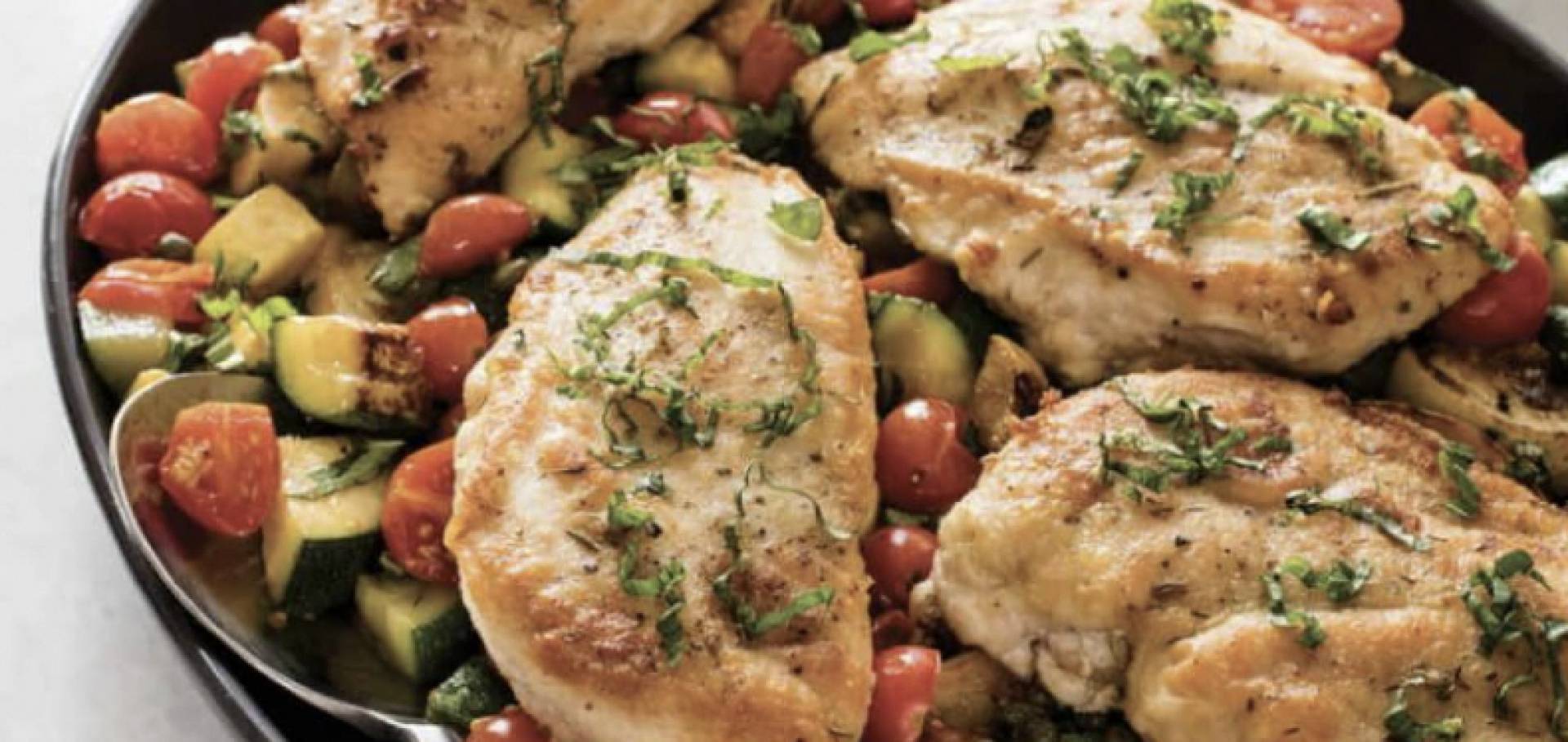 Low Carb Bell & Evans Balsamic Grilled Chicken Breast with Cherry Tomatoes and Zucchini (GF/DF)