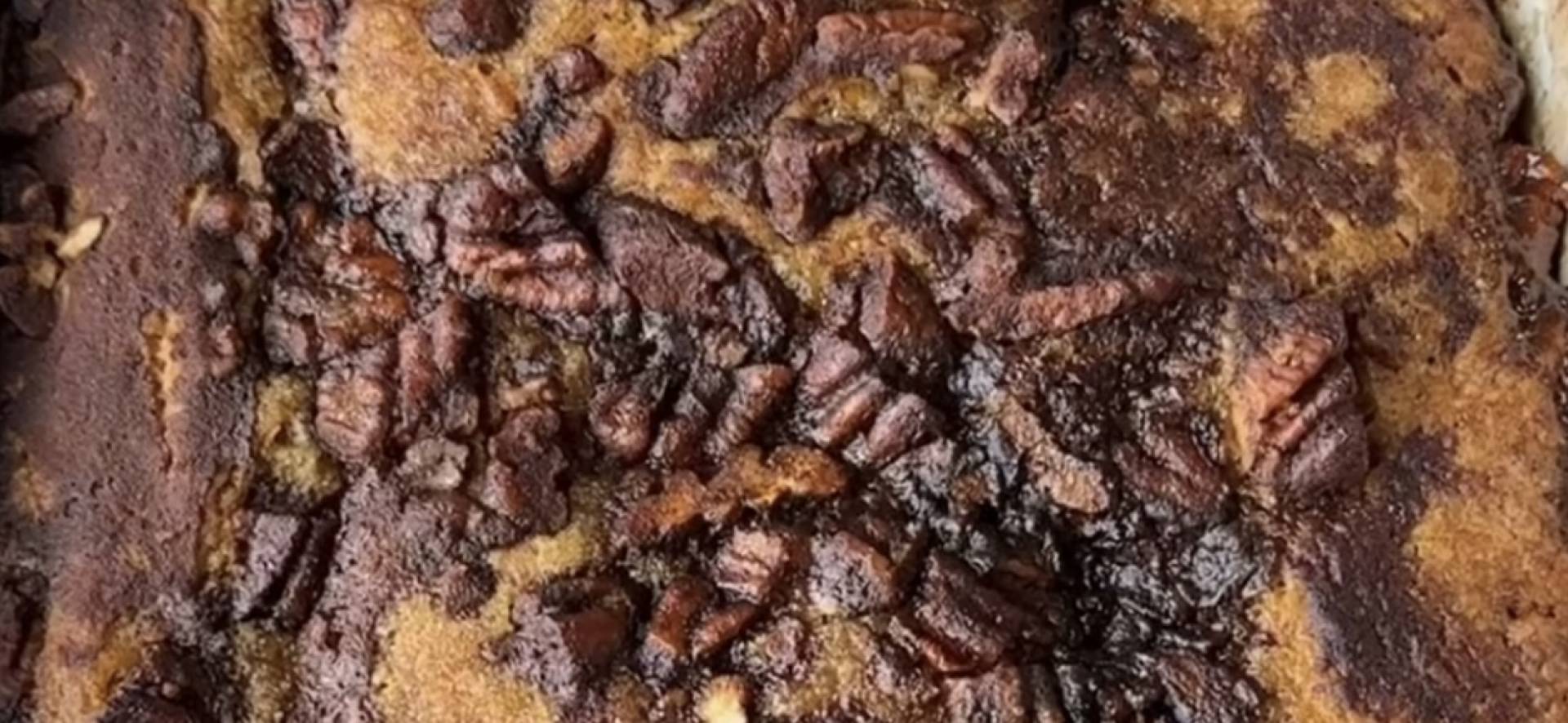 Brown Sugar Sweet Potato Casserole with Pecan Streusel (Feeds 6-8)