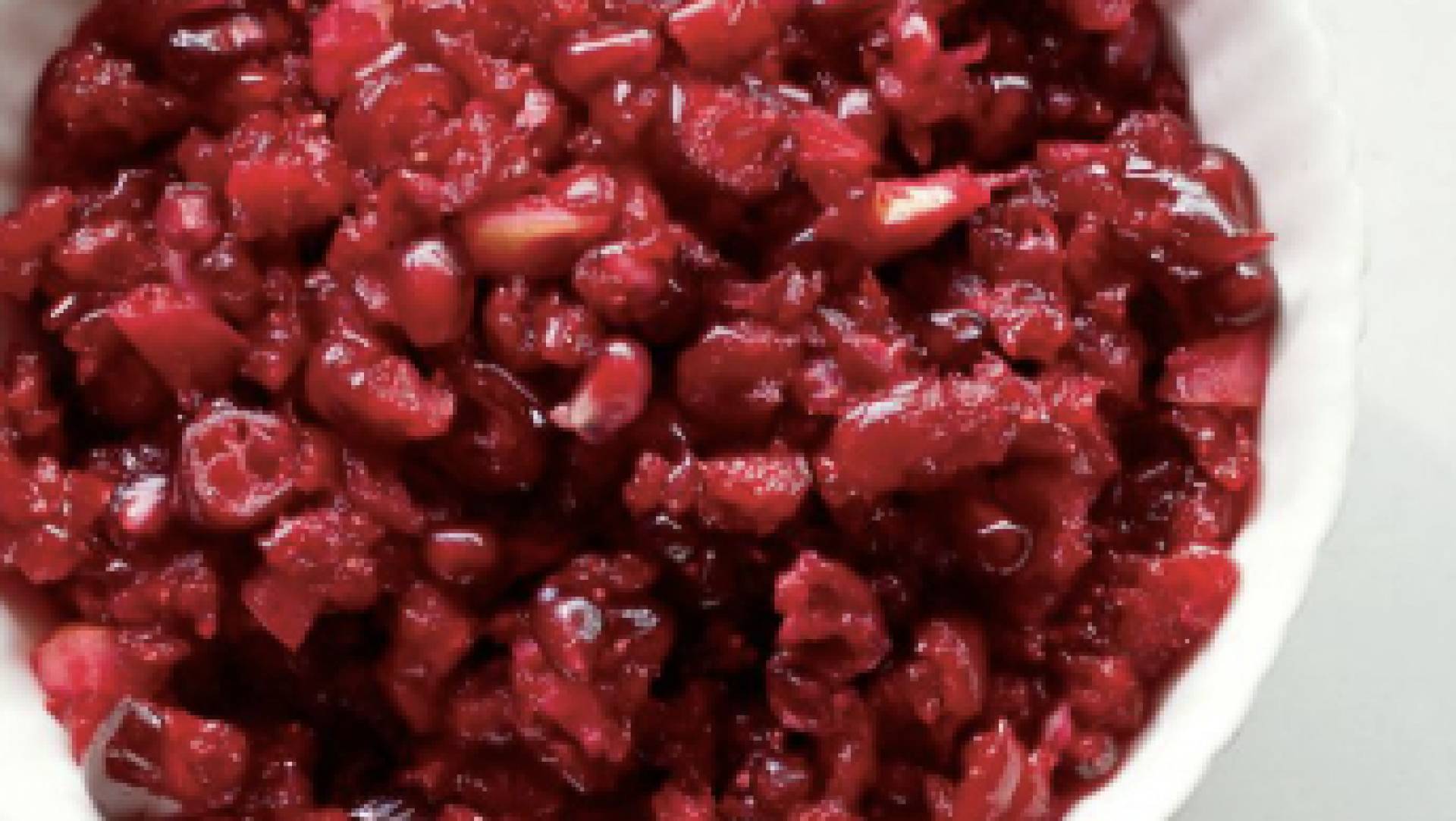 Champagne–Pomegranate Cranberry Sauce (Feeds 6-8)