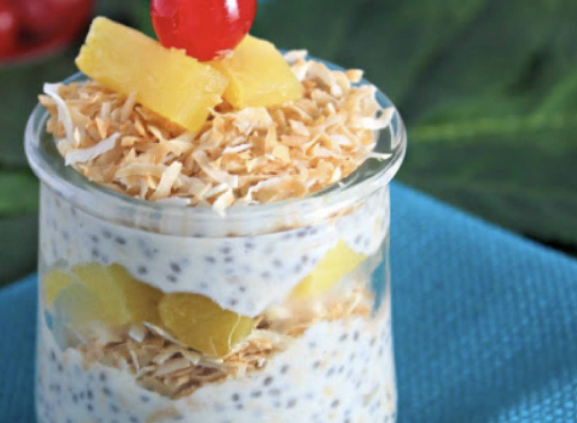 Piña Colada Overnight Oats (DF)