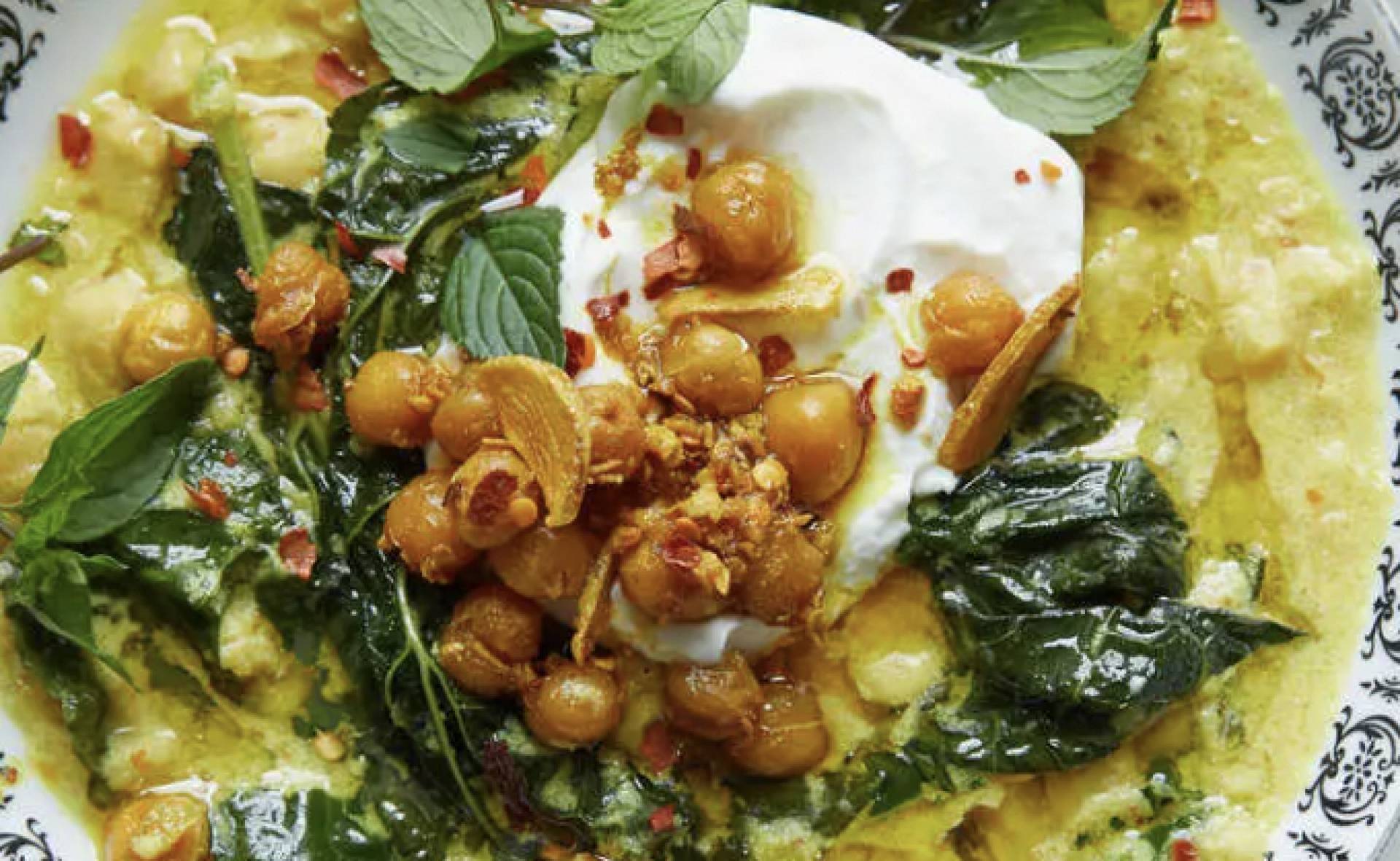 (GF/DF/V) Spiced Chickpea Stew With Coconut and Turmeric